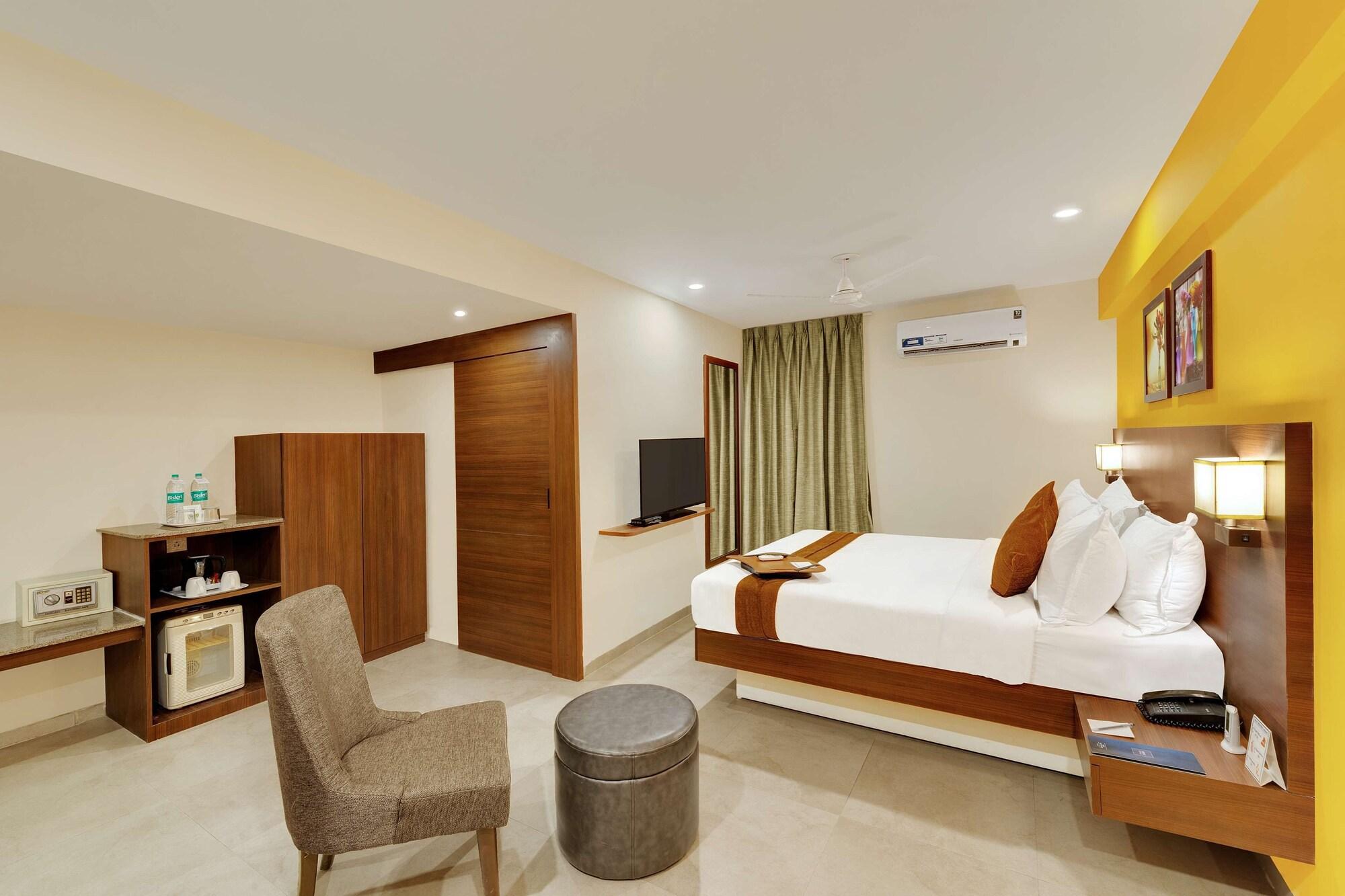 Best Western Alkapuri, Vadodara Bagian luar foto